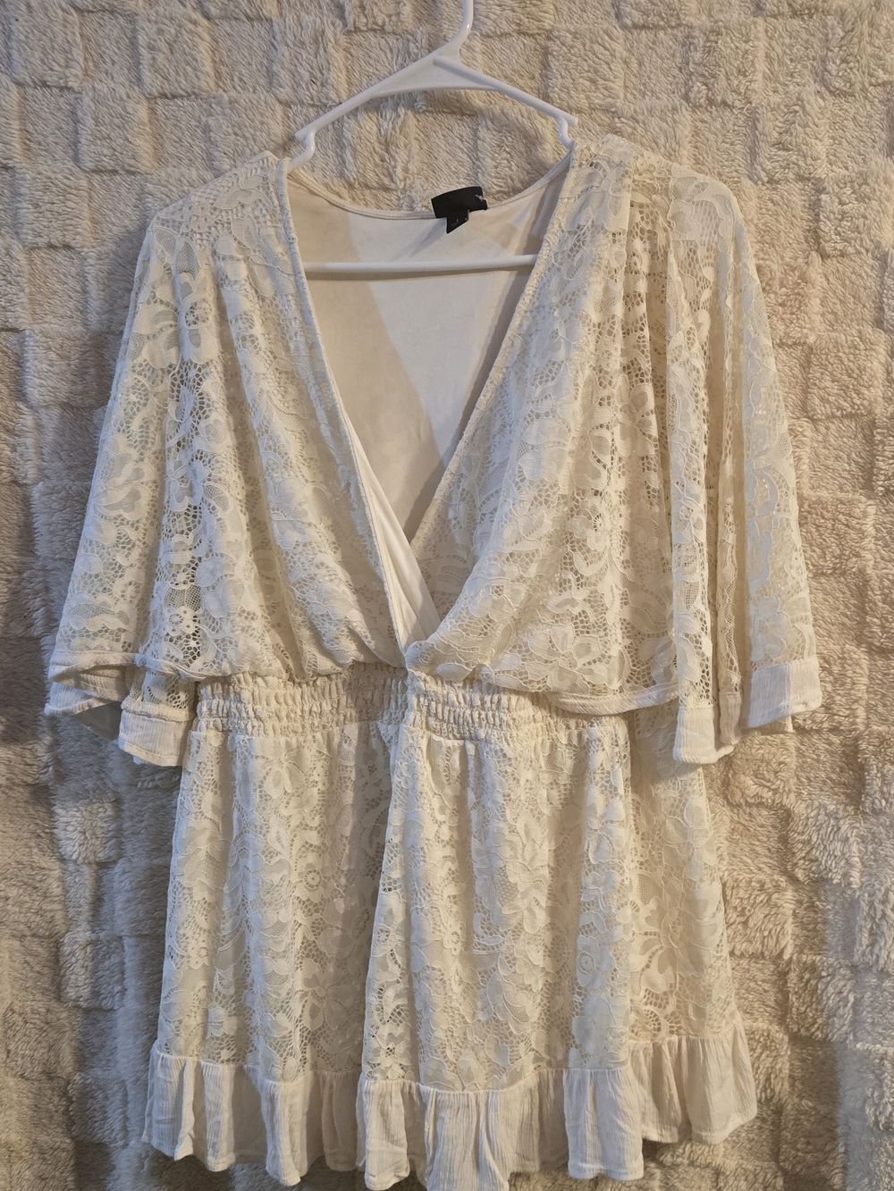 torrid Cream Lace Blouse with Ruffled Hem